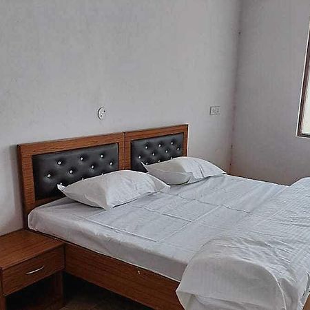 Pop New Hotel Hometown Dadri Extérieur photo