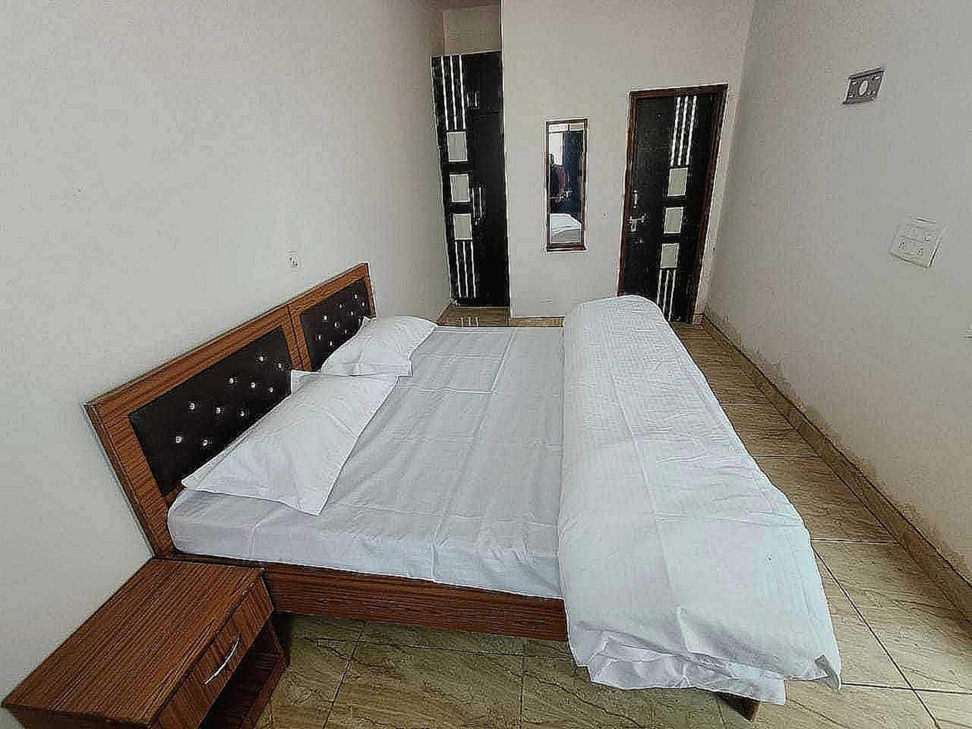 Pop New Hotel Hometown Dadri Extérieur photo