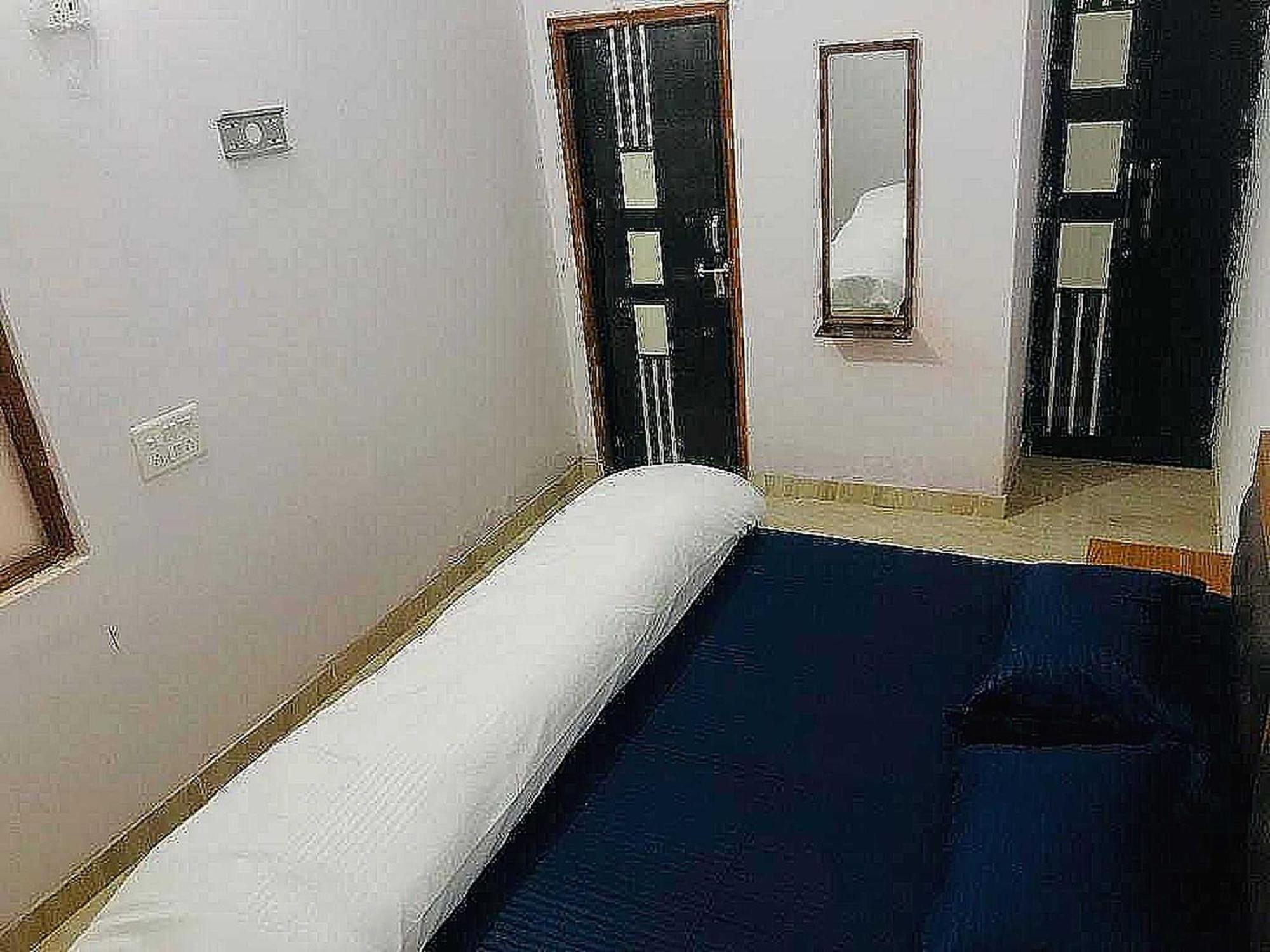 Pop New Hotel Hometown Dadri Extérieur photo