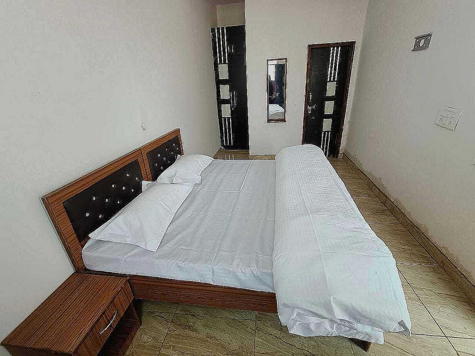 Pop New Hotel Hometown Dadri Extérieur photo