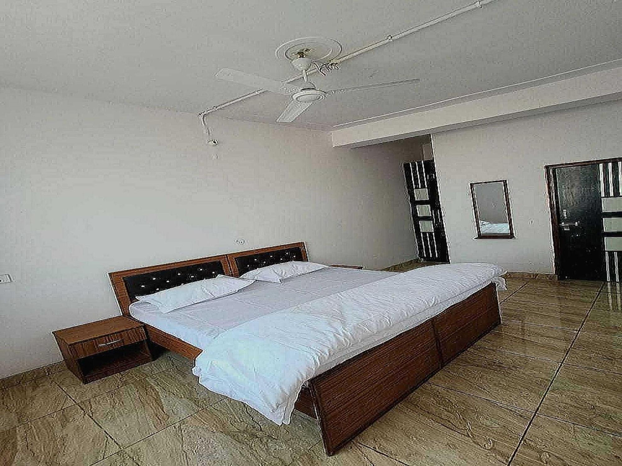 Pop New Hotel Hometown Dadri Extérieur photo